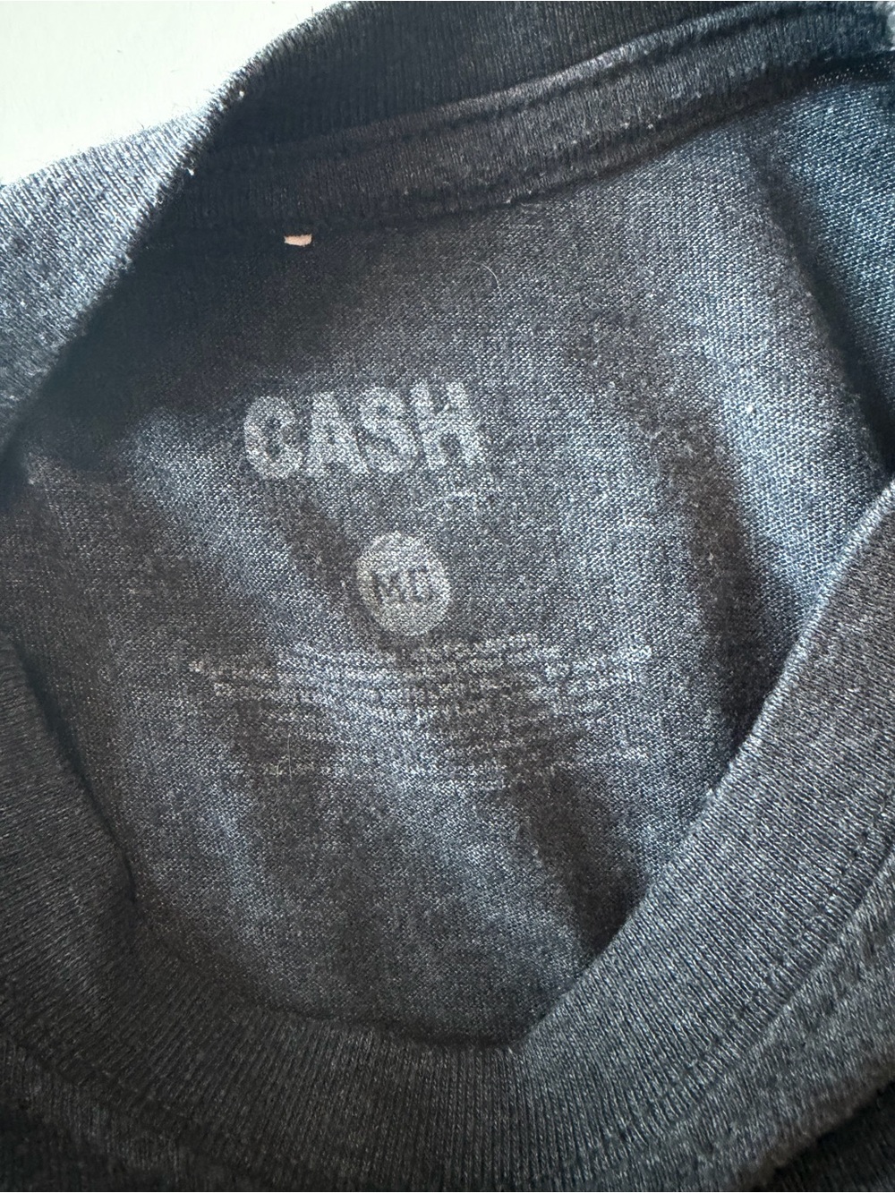 'Man in Black' Johnny cash gray Graphic Tee Womens size medium - Picture 3 of 4